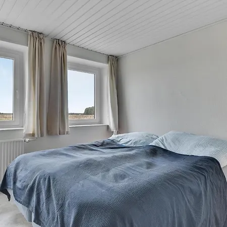 Appartement Stunning In With 3 Bedrooms And Wifi