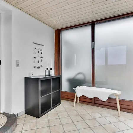 Stunning In With 3 Bedrooms And Wifi *