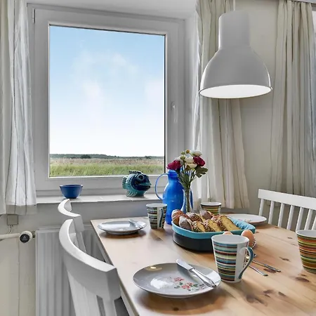 Appartement Stunning In With 3 Bedrooms And Wifi *